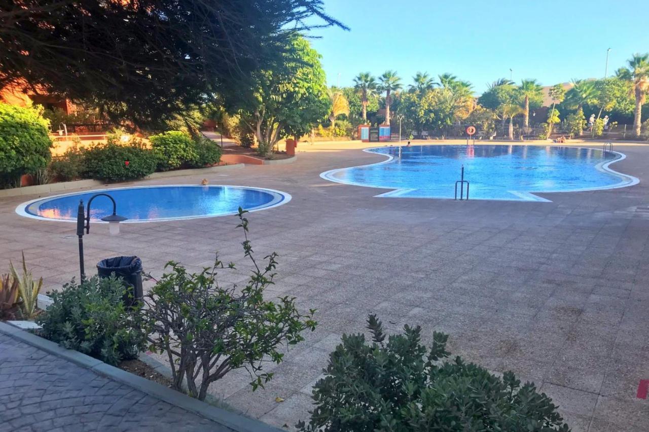 Beautiful Apartment In La Tejita With Pool Granadilla De Abona Exterior foto